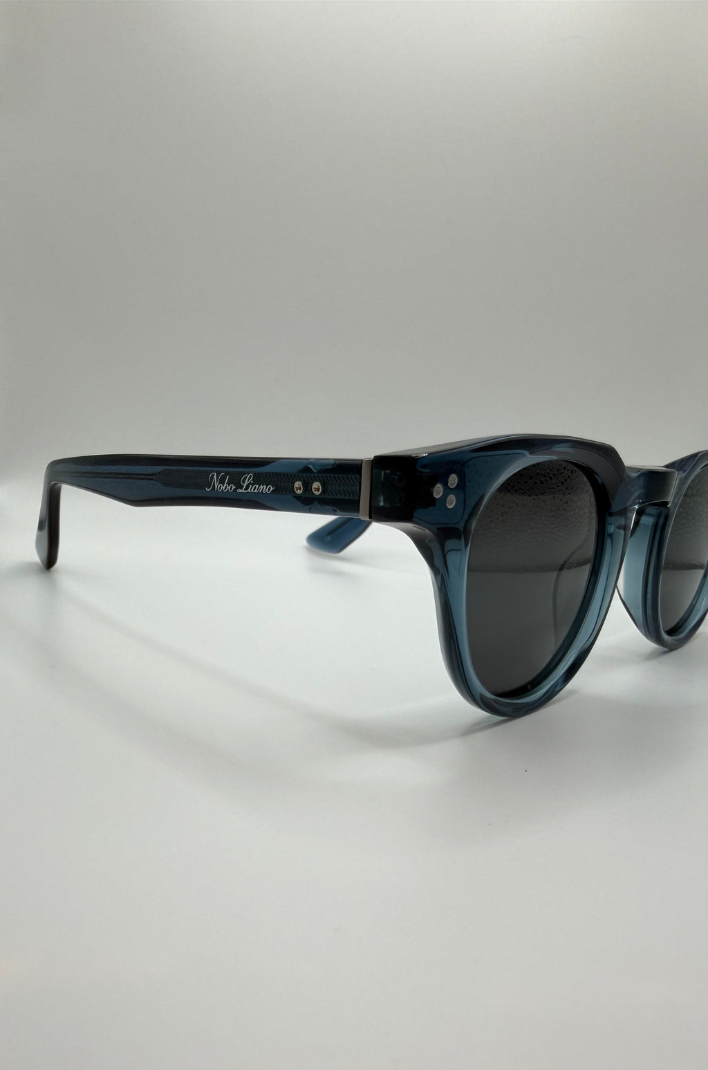 Blu Nobo Glasses - Dark Grey